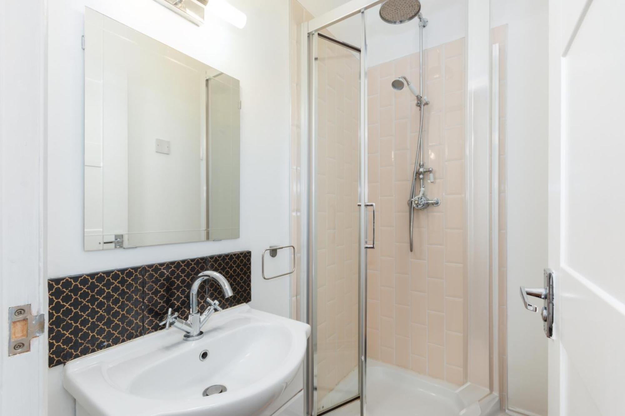 The Vicarage Tooting, Sw17 Hotel Londen Buitenkant foto